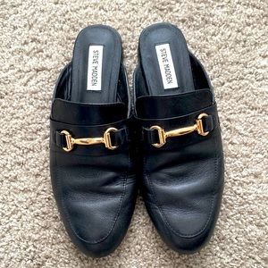 Size 8M Steve Madden Mules